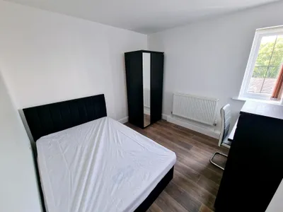 3 Bedroom Apartment - Flat 7,  Bawas place  - Alfreton Road - Thumbnail 19